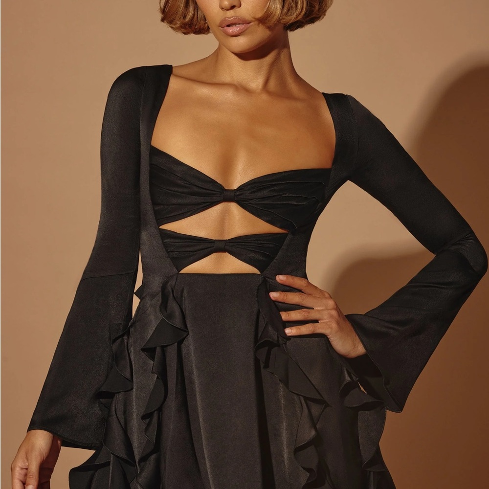 NWOT Oh Polly Black Long Sleeve Cut-Out Dress